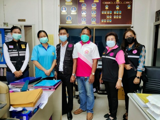 ขอขอบคุณ พม.จังหวัดนครศรีธรรมราชนำอาหารกล่องมาแจกจ่ายให้ จนท. อบต.ตำบลแหลมตะลุมพุก
